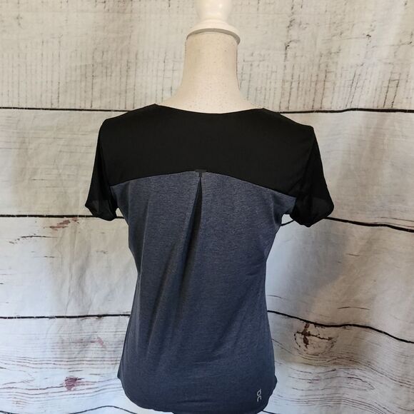 ON Performance T Mesh and Jersey T -Shirt Size Small - Picture 4 of 8